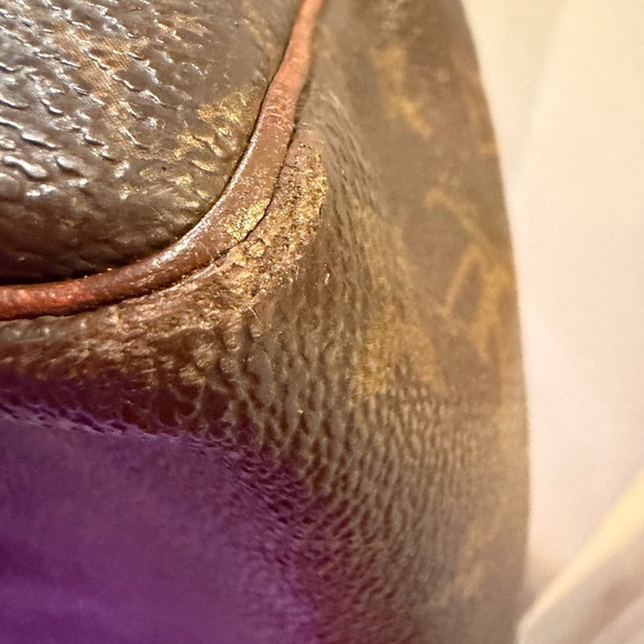 Louis Vuitton Vintage Monogram Speedy 30 Bag - Brown/Tan - Picture 8 of 12